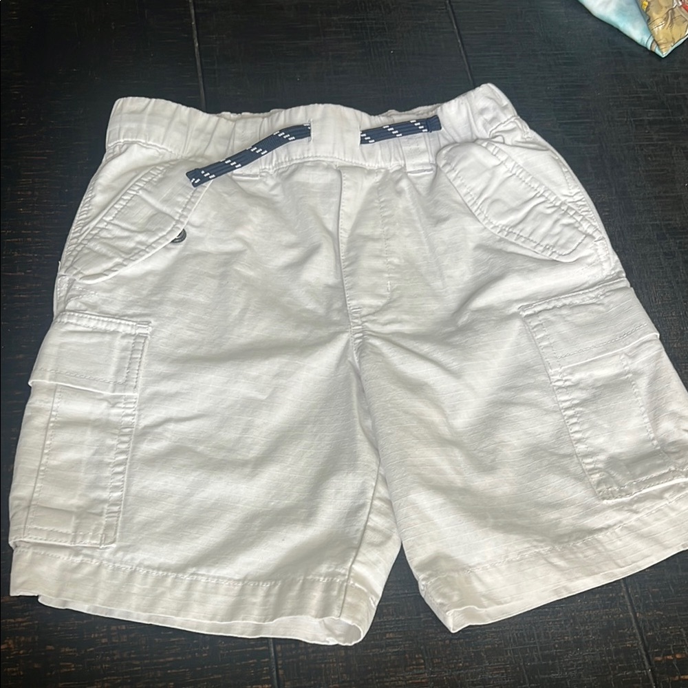 Polo by Ralph Lauren White Cargo Shorts with Relaxed Fit